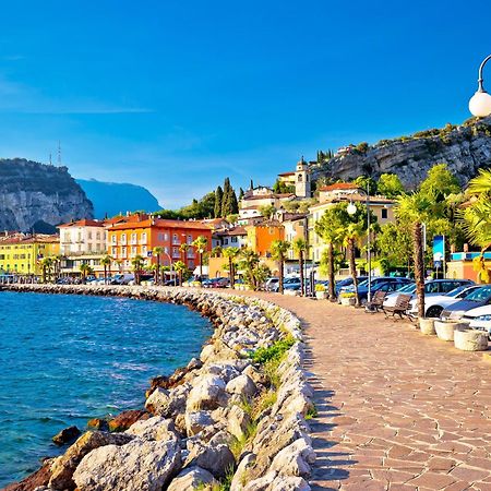 Il Giardino In Montagna Family Friendly- Happy Rentals Tenno Eksteriør billede