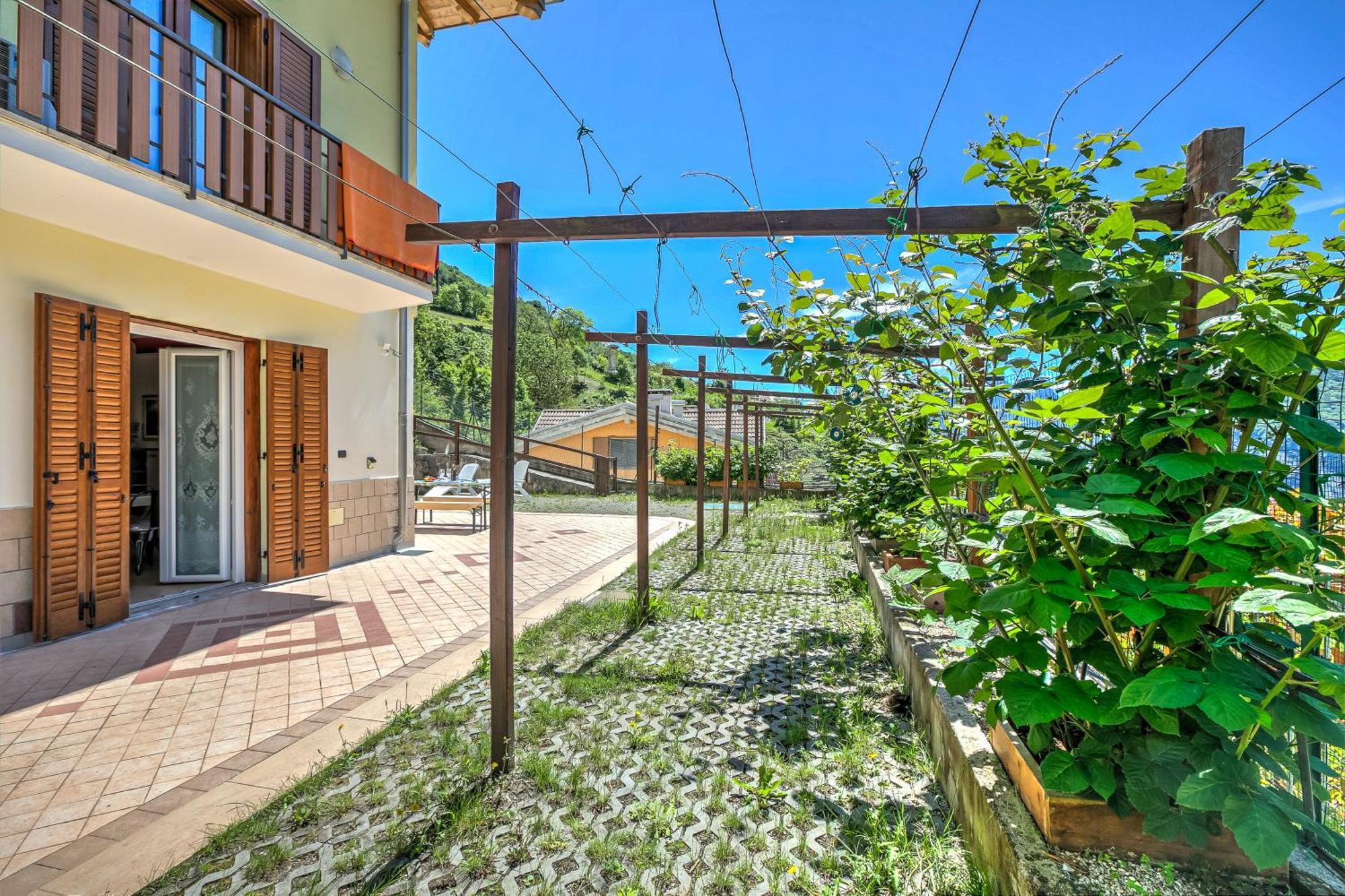 Il Giardino In Montagna Family Friendly- Happy Rentals Tenno Eksteriør billede